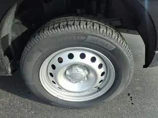 Ford Maverick 2025 XL 4dr SuperCrew 4.5 ft. SB