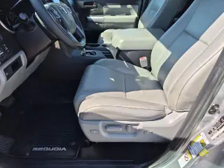 Toyota Sequoia 2018 4x4 SR5 4dr SUV