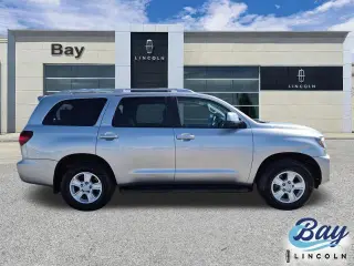 Toyota Sequoia 2018 4x4 SR5 4dr SUV