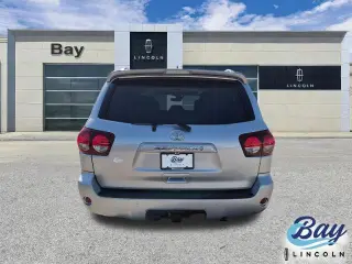 Toyota Sequoia 2018 4x4 SR5 4dr SUV