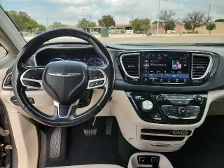 Chrysler Pacifica 2021 Touring L 4dr Mini-Van