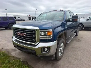 GMC Sierra 2500HD 2017 4x4 SLE 4dr Crew Cab LB