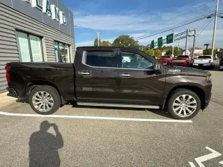 Chevrolet Silverado 1500 2019 4x4 High Country 4dr Crew Cab 5.8 ft. SB
