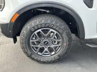 Ford Ranger 2024 4x4 XLT 4dr SuperCrew 5.0 ft. SB