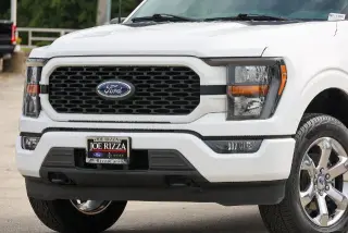 Ford F-150 2023 4x4 XL 4 puertas SuperCab 6.5 pies SB
