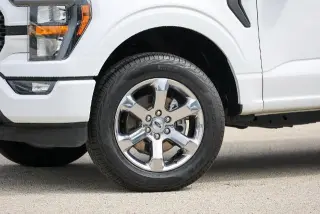 Ford F-150 2023 4x4 XL 4 puertas SuperCab 6.5 pies SB