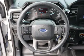 Ford F-150 2023 4x4 XL 4 puertas SuperCab 6.5 pies SB