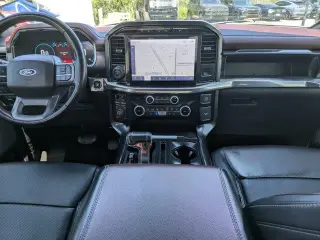 Ford F-150 2023 4x4 Lariat 4dr SuperCrew 6.5 ft. SB