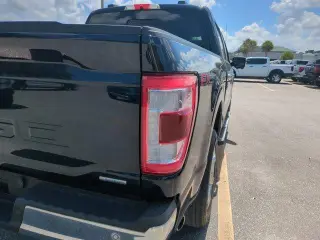 Ford F-150 2022 4x4 Lariat 4dr SuperCrew 6.5 ft. SB