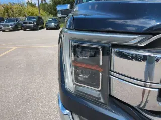 Ford F-150 2022 4x4 Lariat 4dr SuperCrew 6.5 ft. SB