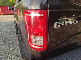 Ford F-150 2015 4x4 XLT 4dr SuperCrew 5.5 ft. SB