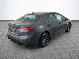 Toyota Corolla 2026 SE 4dr Sedán