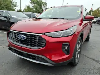 Ford Escape 2024 AWD Platinum 4dr SUV