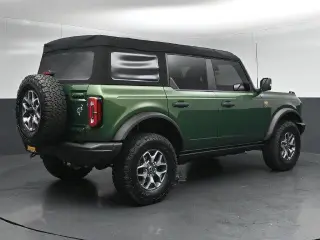 Ford Bronco 2023 4x4 Badlands Advanced 4dr SUV