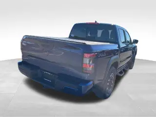 Nissan Frontier 2023 4x4 S 4dr Crew Cab 5 ft. SB