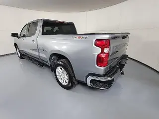 Chevrolet Silverado 1500 2023 4x4 LT 4dr Crew Cab 5.8 ft. SB con 1LT