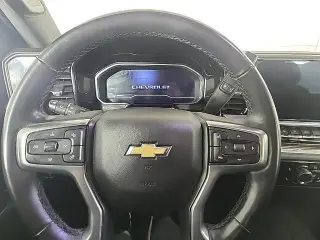 Chevrolet Silverado 1500 2023 4x4 LT 4dr Crew Cab 5.8 ft. SB con 1LT