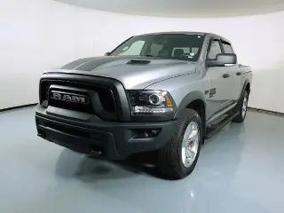 Ram 1500 Clásico 2021 4x4 SLT 4dr Cabina de Crew 5.5 ft. Pickup