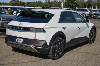 Hundai IONIQ 5 2023 AWD SEL 4dr Crossover