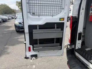 Ford Transit 2017 150 3dr LWB Low Roof Cargo Van con Puerta Pasajero Deslizable