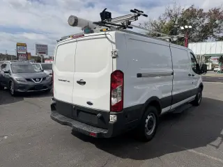 Ford Transit 2017 150 3dr LWB Low Roof Cargo Van con Puerta Pasajero Deslizable