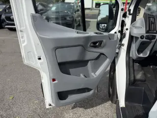 Ford Transit 2017 150 3dr LWB Low Roof Cargo Van con Puerta Pasajero Deslizable