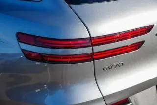 Genesis Electrified GV70 2023 AWD 4dr SUV