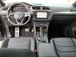 Volkswagen Tiguan 2024 AWD SEL R-Line 4Motion SUV de 4 puertas