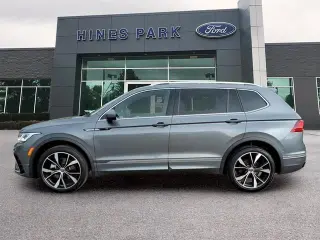 Volkswagen Tiguan 2024 AWD SEL R-Line 4Motion SUV de 4 puertas