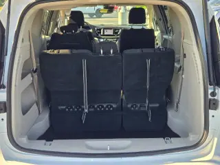 Chrysler Voyager 2024 LX 4dr Minivan