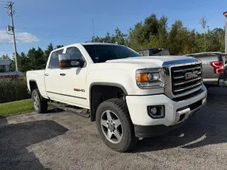GMC Sierra 2500HD 2016 4x4 SLT 4dr Cabina de Crew SB