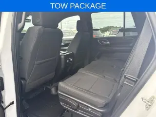GMC Yukon 2023 4x4 SLE SUV de 4 puertas