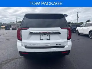GMC Yukon 2023 4x4 SLE SUV de 4 puertas