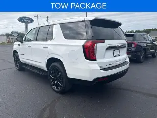 GMC Yukon 2023 4x4 SLE SUV de 4 puertas