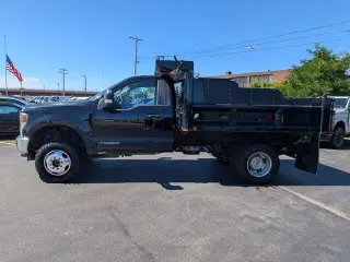 Ford F-350 Super Duty 2020 4x4 XL Cabina Regular 2 puertas 145 pulgadas de distancia entre ejes chasis DRW