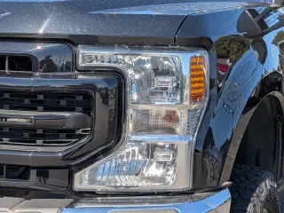 Ford F-350 Super Duty 2020 4x4 XL Cabina Regular 2 puertas 145 pulgadas de distancia entre ejes chasis DRW