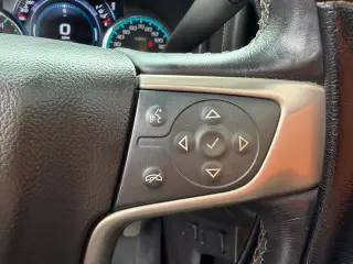GMC Sierra 1500 2017 4x4 Denali 4dr Crew Cab 5.8 ft. SB