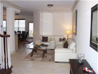 Propiedad de alquiler con 4 dormitorios y 3 baños en SAN ANTONIO