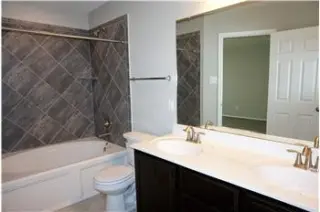 Propiedad de alquiler con 3 dormitorios y 2.5 baños en SAN ANTONIO