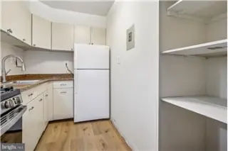 Propiedad de alquiler con 0 dormitorios y 1 baño en Arlington