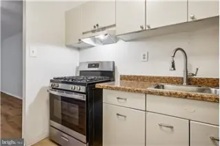 Propiedad de alquiler con 0 dormitorios y 1 baño en Arlington