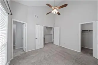 Propiedad de alquiler con 2 dormitorios y 2.5 baños en Houston