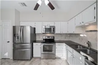 Propiedad de alquiler con 2 dormitorios y 2.5 baños en Houston