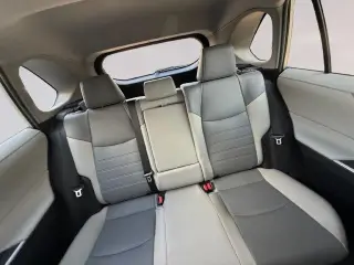 Toyota RAV4 Hybrid 2022 AWD XLE Premium 4p SUV