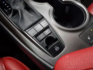 Toyota Camry Híbrido 2023 XSE 4dr Sedán