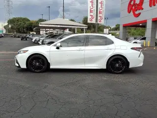 Toyota Camry Híbrido 2023 XSE 4dr Sedán