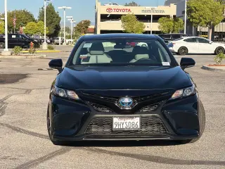 Toyota Camry Hybrid 2024 SE 4p Sedan