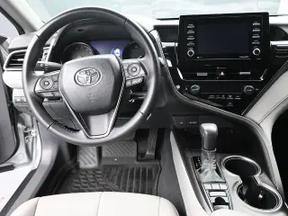 Toyota Camry 2023 AWD SE 4p Sedán
