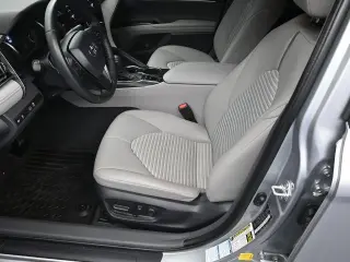 Toyota Camry 2023 AWD SE 4p Sedán