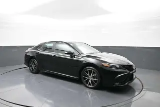 Toyota Camry 2024 AWD SE 4p Sedan
